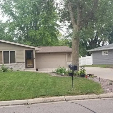 Buy this 3 bed house on 1035 Rosehill Drive in Albert Lea, MN 56007