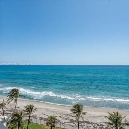 Image 1 - Jupiter Inlet Colony Police Department, Old A1A, Tequesta, Palm Beach County, FL 33477, USA - Condo for sale