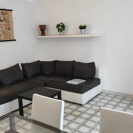 Rent this 3 bed apartment on Carrer de Muntaner in 83 C, 08001 Barcelona