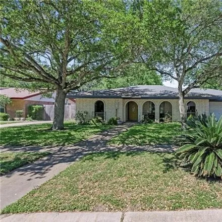 Buy this 3 bed house on 1707 Annette Street in Kingsville, TX 78363