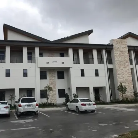 Rent this 3 bed townhouse on 10401 Northwest 82nd Street in Doral, FL 33178