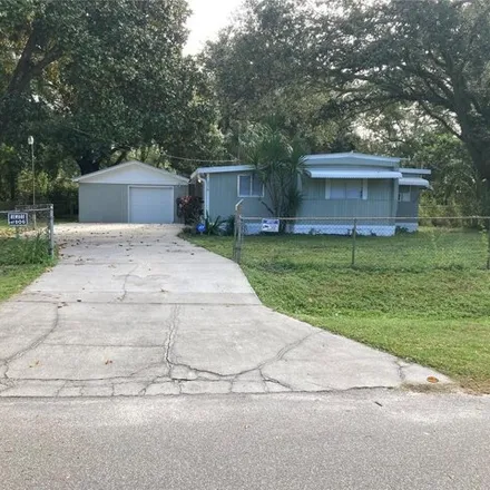 Buy this studio apartment on 262 Kaylor Drive in Polk County, FL 33823