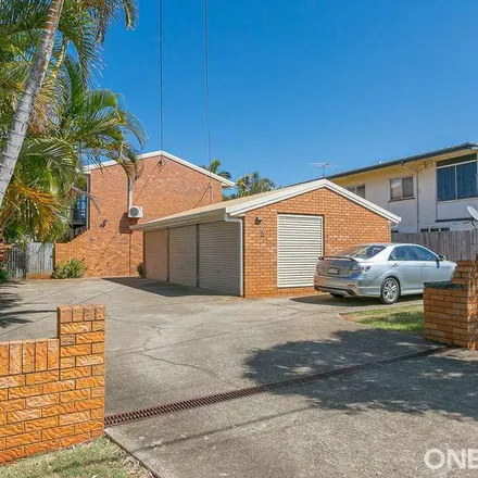 Rent this 2 bed townhouse on Moreton Bay Cycleway in Scarborough QLD 4020, Australia