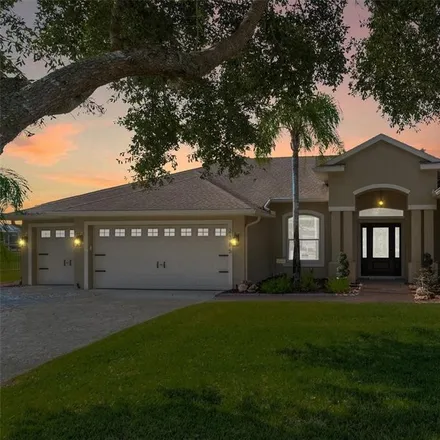 Buy this 3 bed house on 2389 Cross Tee Court in Hernando County, FL 34604