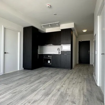 Image 2 - 5801 Yonge Street, Toronto, ON M2M 4J1, Canada - Apartment for rent