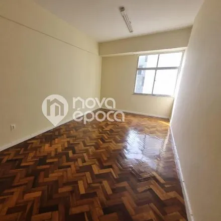 Buy this studio apartment on ASFODONTO in Rua Evaristo da Veiga 35, Centro