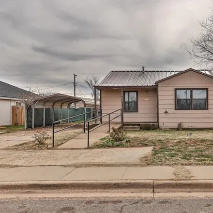 Buy this 3 bed house on 2807 Bates Street in Lubbock, TX 79415