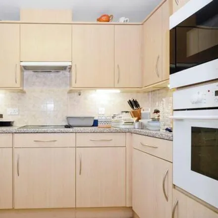 Buy this 2 bed apartment on West Herts College in Hempstead Road, Rounton