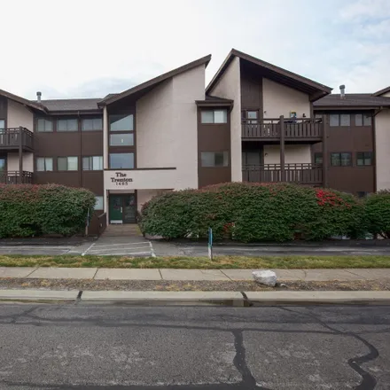 Buy this 2 bed condo on 1465 Heritage Landing in Saint Charles County, MO 63303