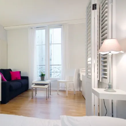 Rent this 2 bed apartment on 89 Boulevard de Courcelles in 75008 Paris, France