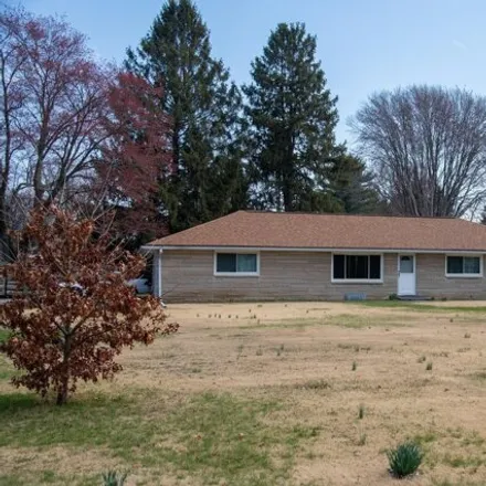 Buy this 3 bed house on 2700 Avondale Road in Vincennes, IN 47591