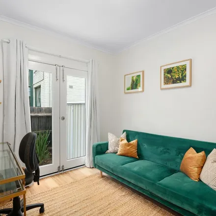 Image 8 - Cardigan Street, St Kilda East VIC 3183, Australia - Apartment for rent