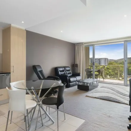 Image 7 - Northbourne Avenue before Macarthur Avenue, Australian Capital Territory, Northbourne Avenue, Turner 2612, Australia - Apartment for rent