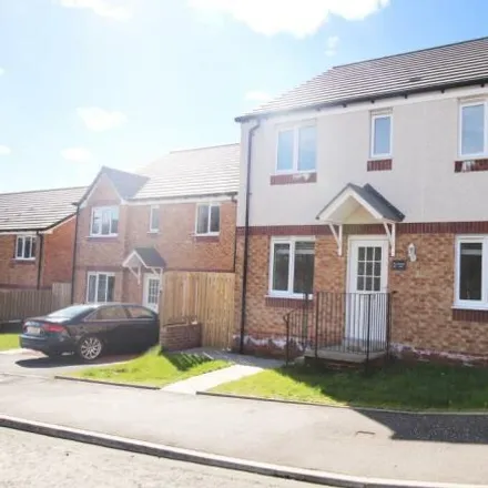 Rent this 4 bed house on Premium Gate in Cowglen, Glasgow