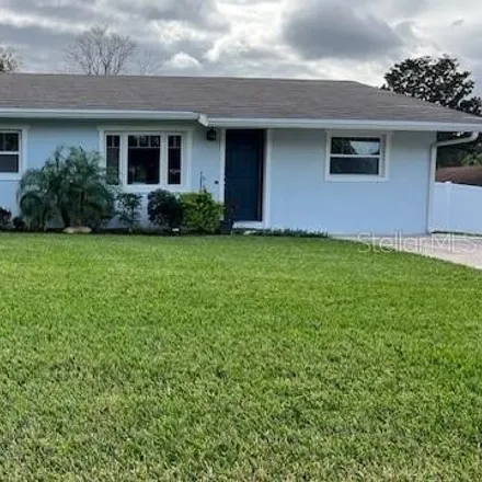 Buy this 3 bed house on 688 Bowie Street in Polk County, FL 33813