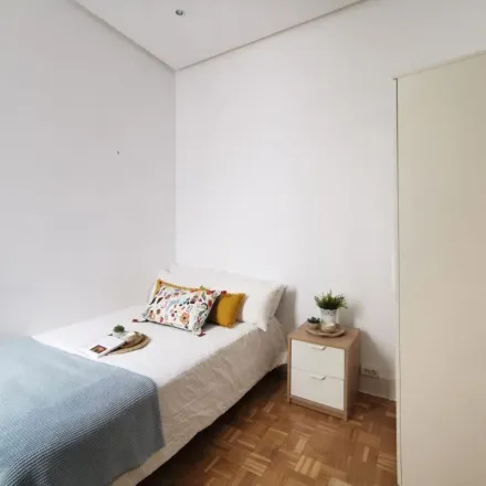 Image 5 - Gauranga, Calle Angosta de los Mancebos, 28005 Madrid, Spain - Apartment for rent
