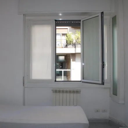 Image 2 - Via Imperia 31, 20142 Milan MI, Italy - Apartment for rent