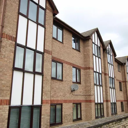 Rent this 1 bed apartment on Aspen Close in Rushden, NN10 9FD