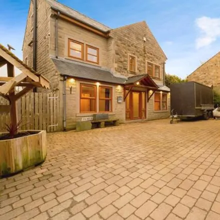 Buy this 5 bed house on Higher Howorth Fold in Burnley, BB11 2QY