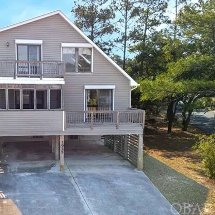Buy this 3 bed house on 1923 Bay Drive in Kill Devil Hills, NC 27948