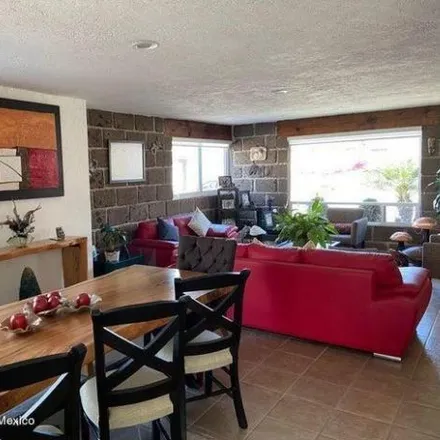 Buy this 3 bed house on Prolongación Fray Sebastián de Gallegos in San José de los Olvera, 76901 El Pueblito