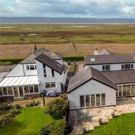 Image 3 - North Parade, Parkgate, CH64 6RN, United Kingdom - House for sale