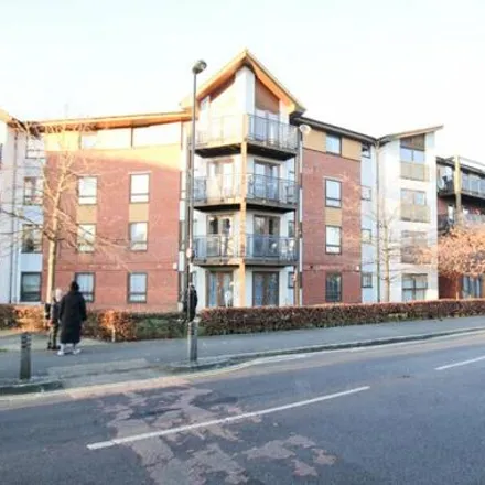 Image 3 - Pawson's Road, London, CR0 2QD, United Kingdom - Apartment for sale
