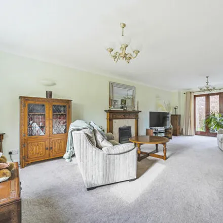 Image 3 - Sevenoaks School, Kippington Road, Sevenoaks, TN13 1HU, United Kingdom - House for sale