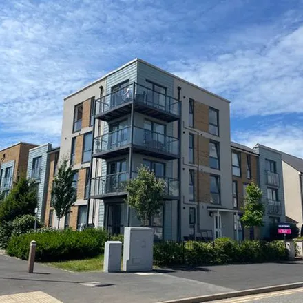 Rent this 2 bed apartment on Buttercup Crescent in South Gloucestershire, BS16 7LE