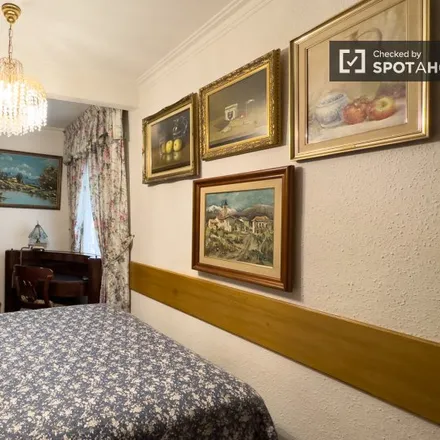 Rent this 4 bed room on Farmàcia Sánchez Blázquez in Pere., Carrer del Mas Duran
