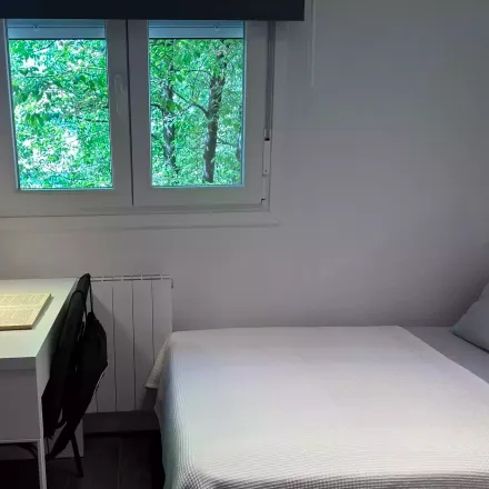 Rent this studio room on Calle de Los Arrayanes in 28047 Madrid, Spain