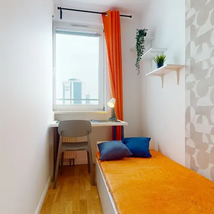 Rent this 1studio room on Aleje Jerozolimskie 133A in 02-304 Warsaw, Poland