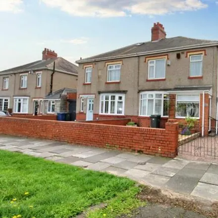 Buy this 3 bed duplex on Baret Road in Newcastle upon Tyne, NE6 4QY