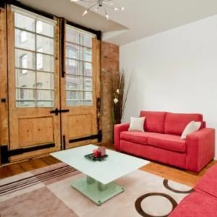Image 3 - Wool House, 74 Back Church Lane, St. George in the East, London, E1 1LX, United Kingdom - Apartment for rent