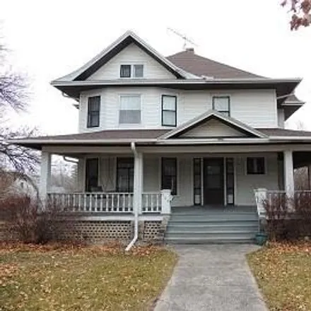 Buy this 6 bed house on 106 East Pleasant Street in Rockwell City, IA 50579