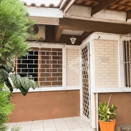 Image 1 - Rua Adair Martinelli, Hípica, Porto Alegre - RS, 91788-500, Brazil - House for sale