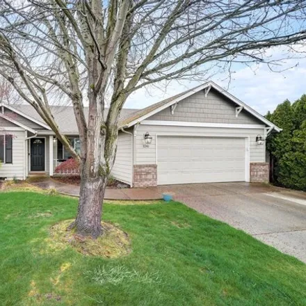 Buy this 3 bed house on 1241 Independence Avenue in Woodburn, OR 97071