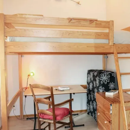 Rent this 4 bed house on 26130 Montségur-sur-Lauzon