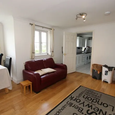 Rent this 1 bed apartment on unnamed road in London, RM2 6GD