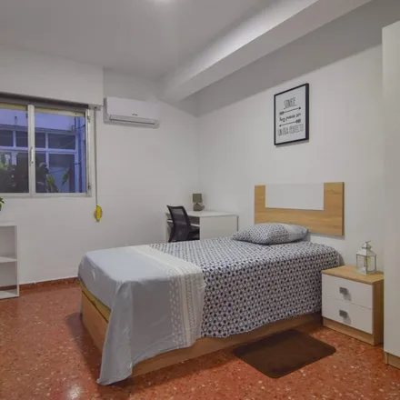 Rent this 5 bed apartment on Carrer de Gandhi / Calle Gandhi in 03009 Alicante, Spain