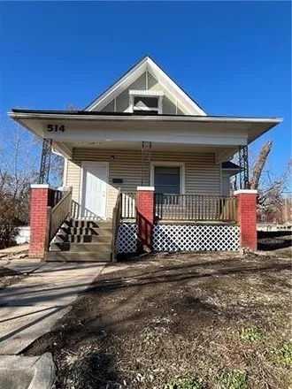Buy this 4 bed house on 514 South 20th Street in Saint Joseph, MO 64501