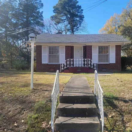 Buy this 3 bed house on 2860 South Ash Street in Pine Bluff, AR 71603