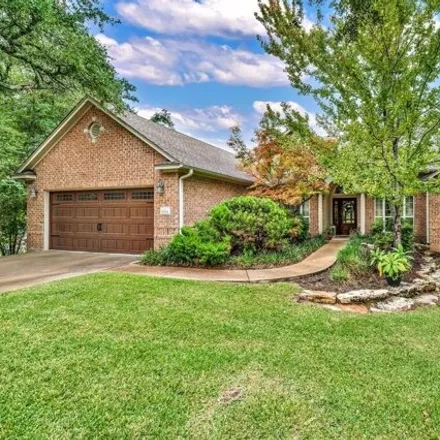 Buy this 4 bed house on 2800 Autumn Cove in Belton, TX 76513