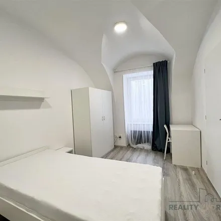 Rent this 2 bed apartment on Café Plovárna in Mendlovo náměstí, 603 00 Brno