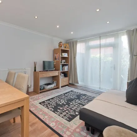 Rent this 1 bed house on 7 Springvale Terrace in London, W14 0AE