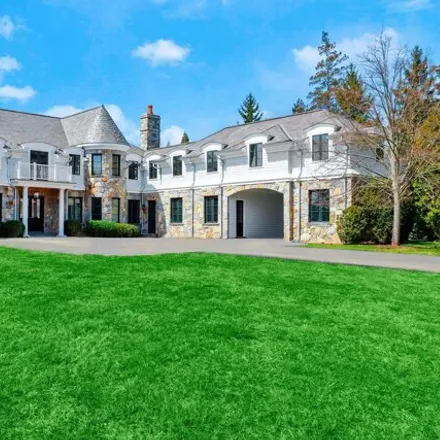 Buy this 7 bed house on 32 Meadowcroft Lane in Greenwich, CT 06830