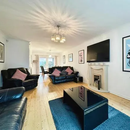 Image 2 - Tudor Court, Prestwich, M25 0EP, United Kingdom - House for sale