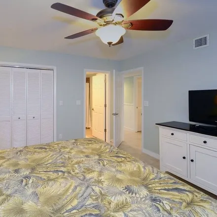 Image 6 - Islamorada, FL, 33070 - Condo for rent
