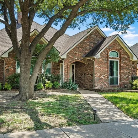 Image 2 - 2517 Fox Glenn Circle, Bedford, TX 76021, USA - House for sale