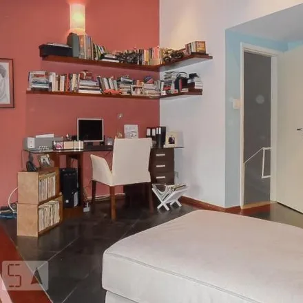 Buy this 3 bed house on Rua Guaxinduva in Parque Jaçatuba, Santo André - SP